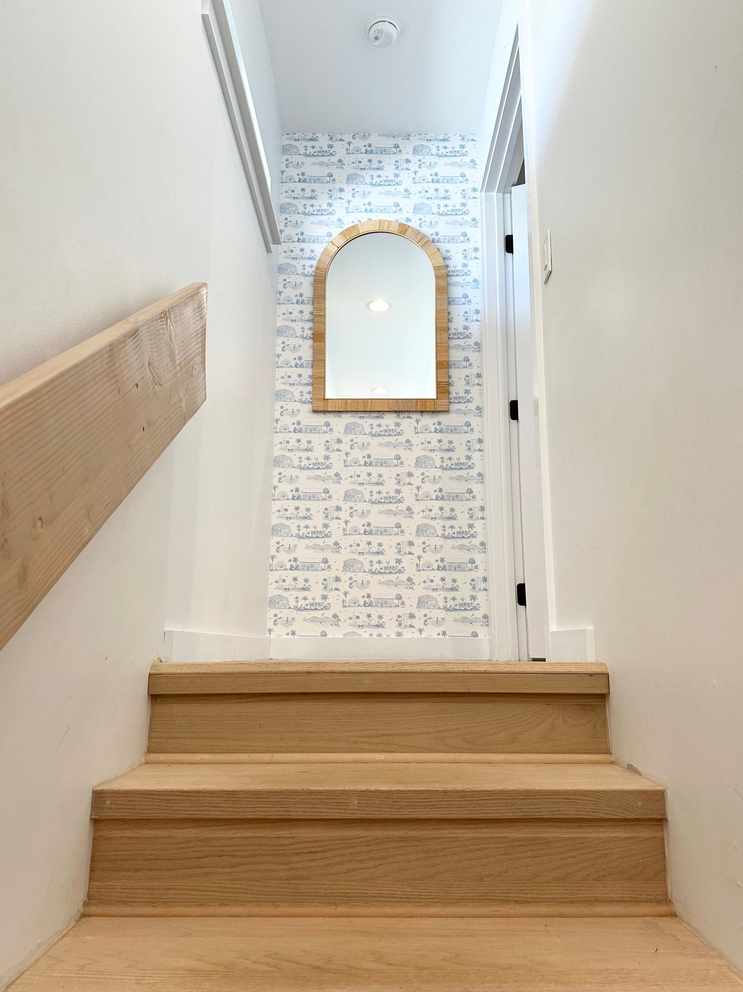 North Shore Wallpaper